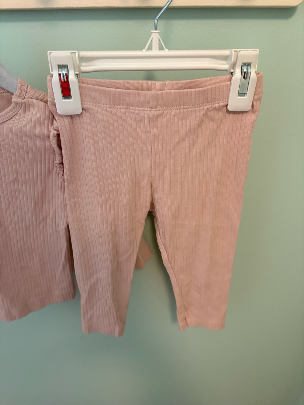 H&M Girls Ribbed Ruffle Shoulder Set - Light Pink - Picture 4 of 6